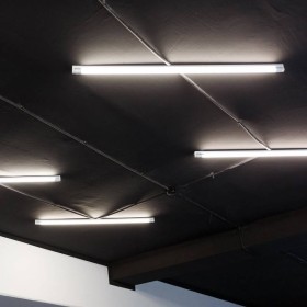 Tube LED T8 60 cm 9W avec détecteur de mouvement micro-ondes - 100lm/w - 6000K