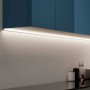 Profilé d'angle en aluminium pour ruban LED avec diffuseur - 16x16mm - 4 agrafes - 2 embouts - 2 mètres